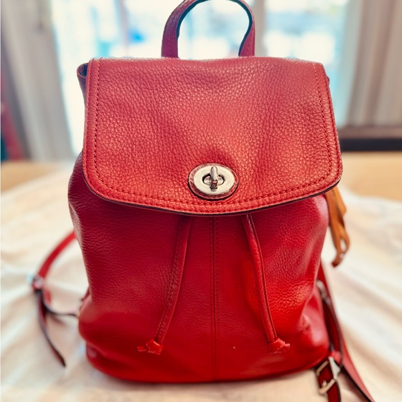 Coach Park Pebbled Leather Turnlock Drawstring Backpack - Picture 2 of 16